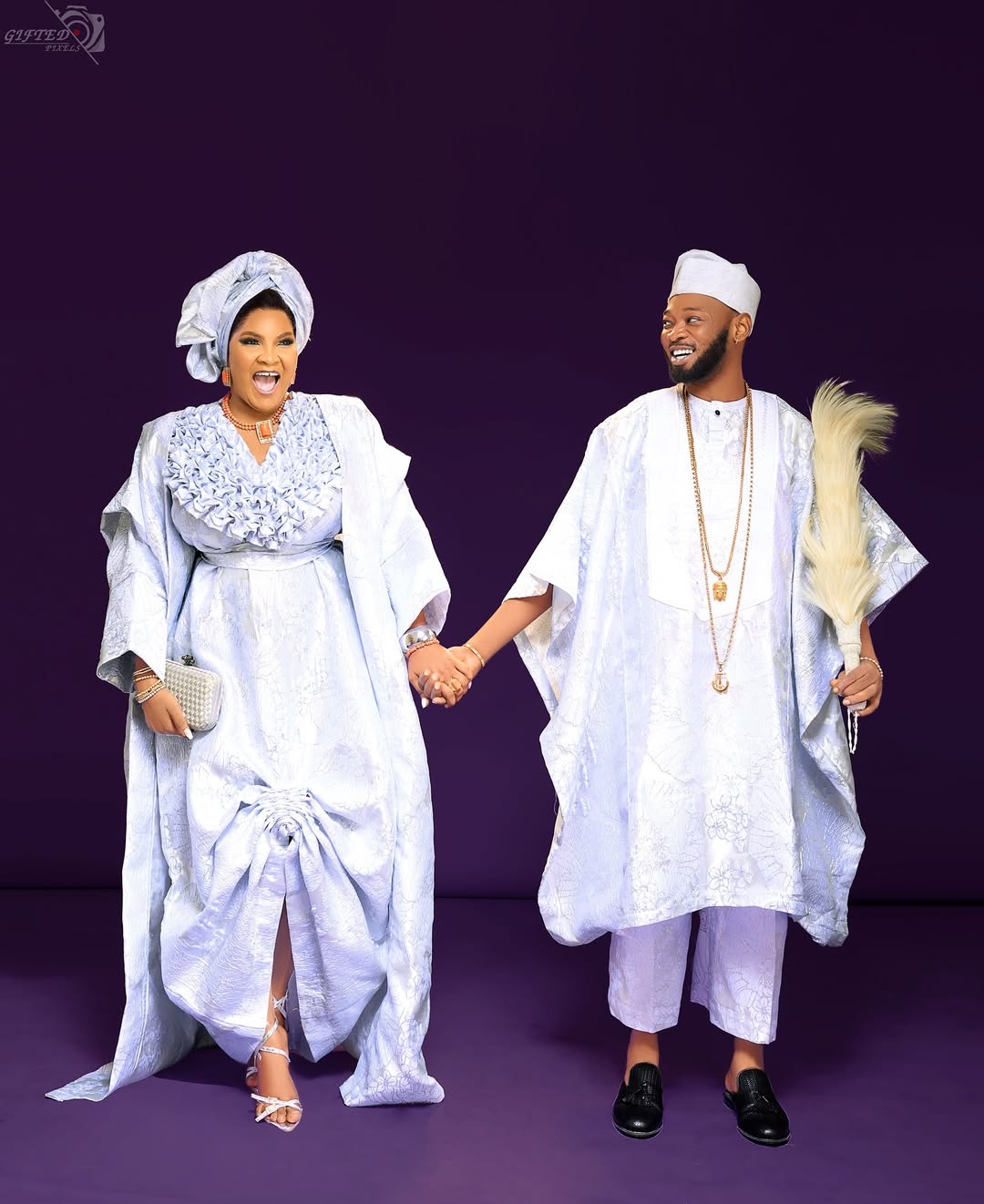 Couple brocade set 