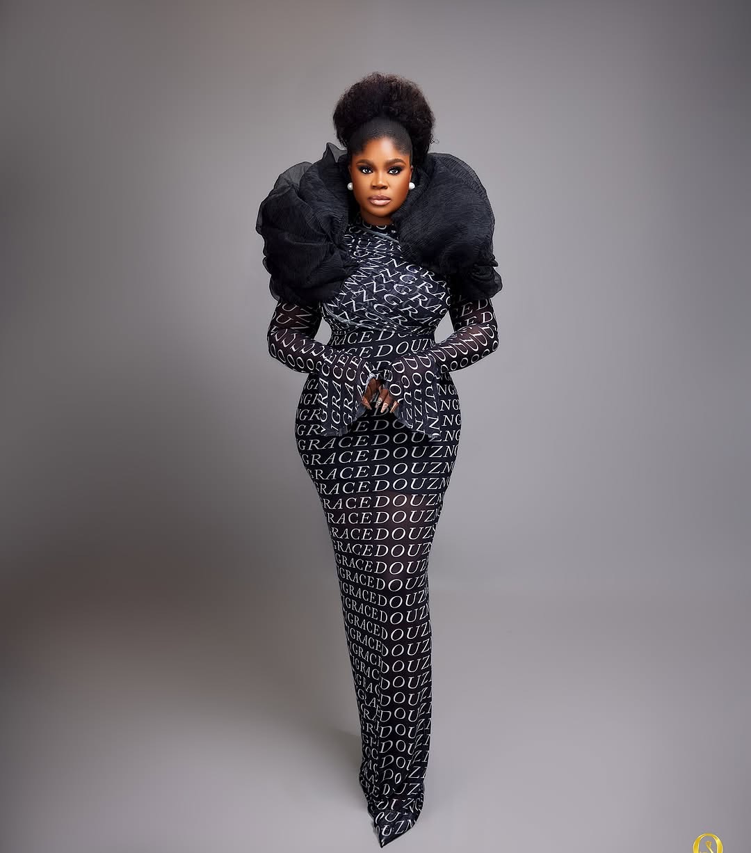 Custom dng mesh dress with detach neck fabric 