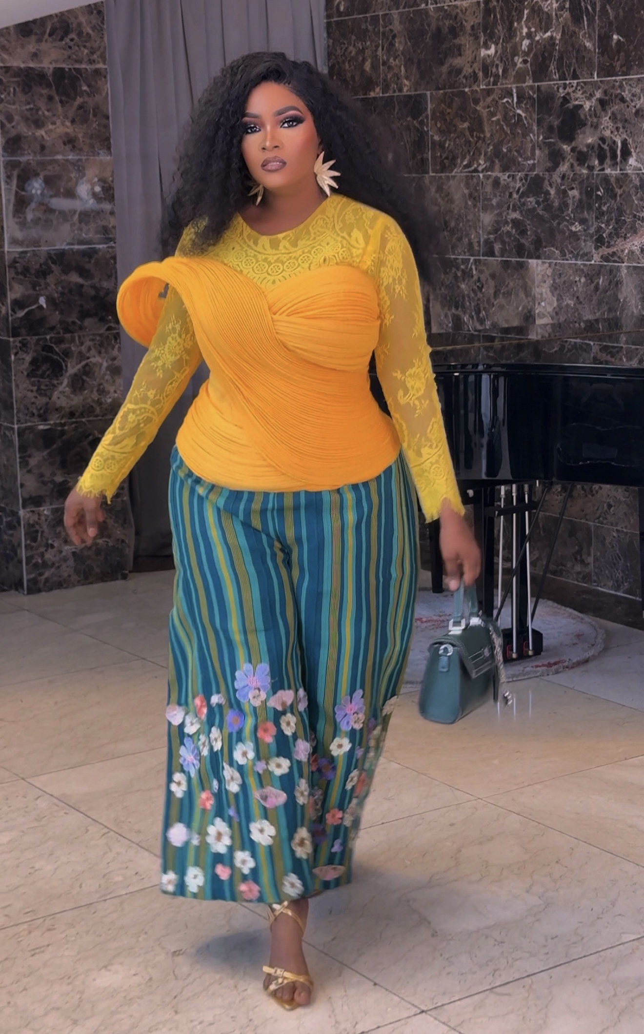 ALARI CORSET & bloom Asooke pant 